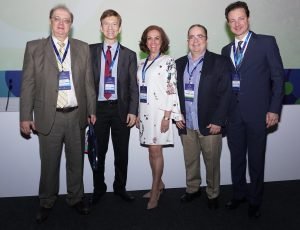 5 -Discutidor Brascrs 2018 curso Refrativa