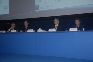 Discutidor do Simposio de Catarata durante Congresso Internacional de Catarata e Cirurgia Refrativa - 2012