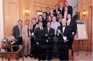 HOMENAGEM AOS FELLOWS DE CIRURGIA REFRATIVA, CORNEA E CATARATA DA UNIVERSIDADE DA CALIFORNIA EUA